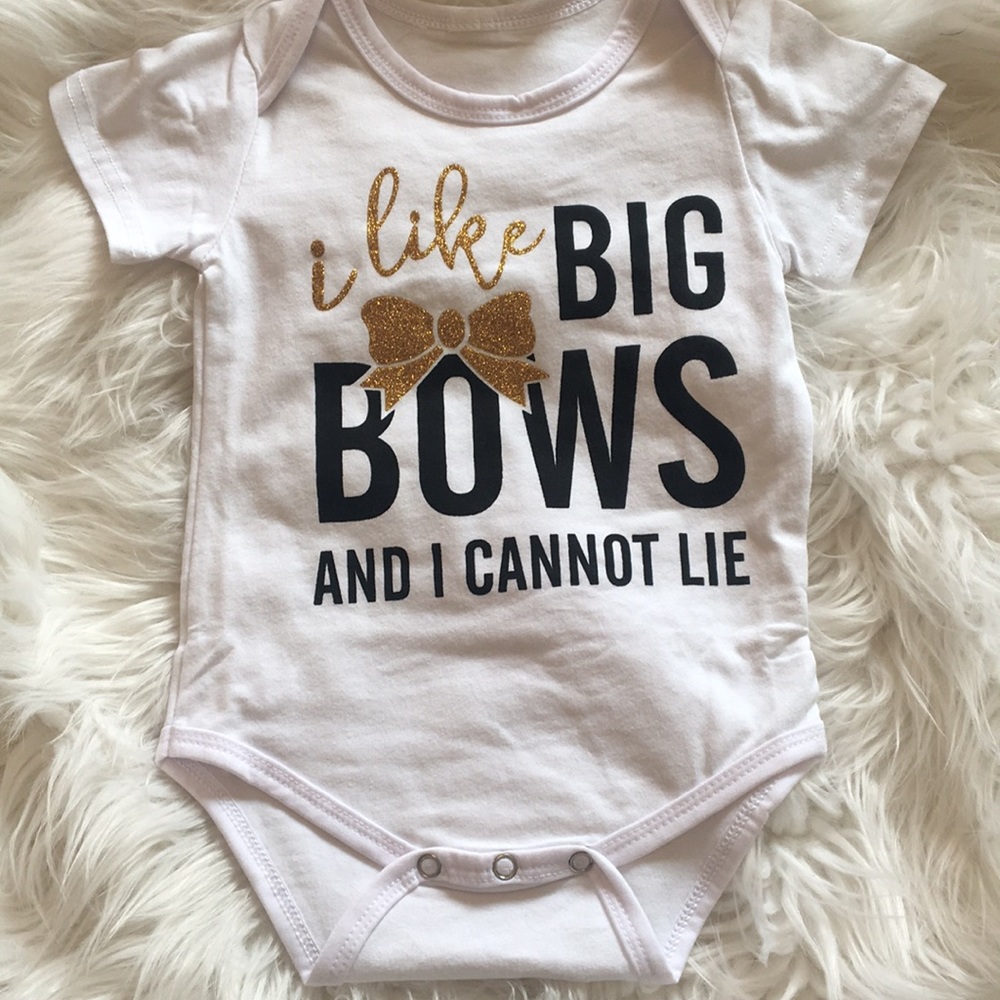 Girls 6-9 mos Onesie